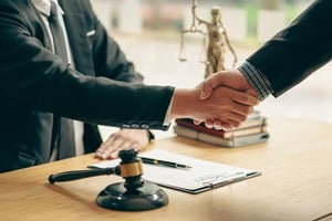 what to know before hiring a personal injury lawyer